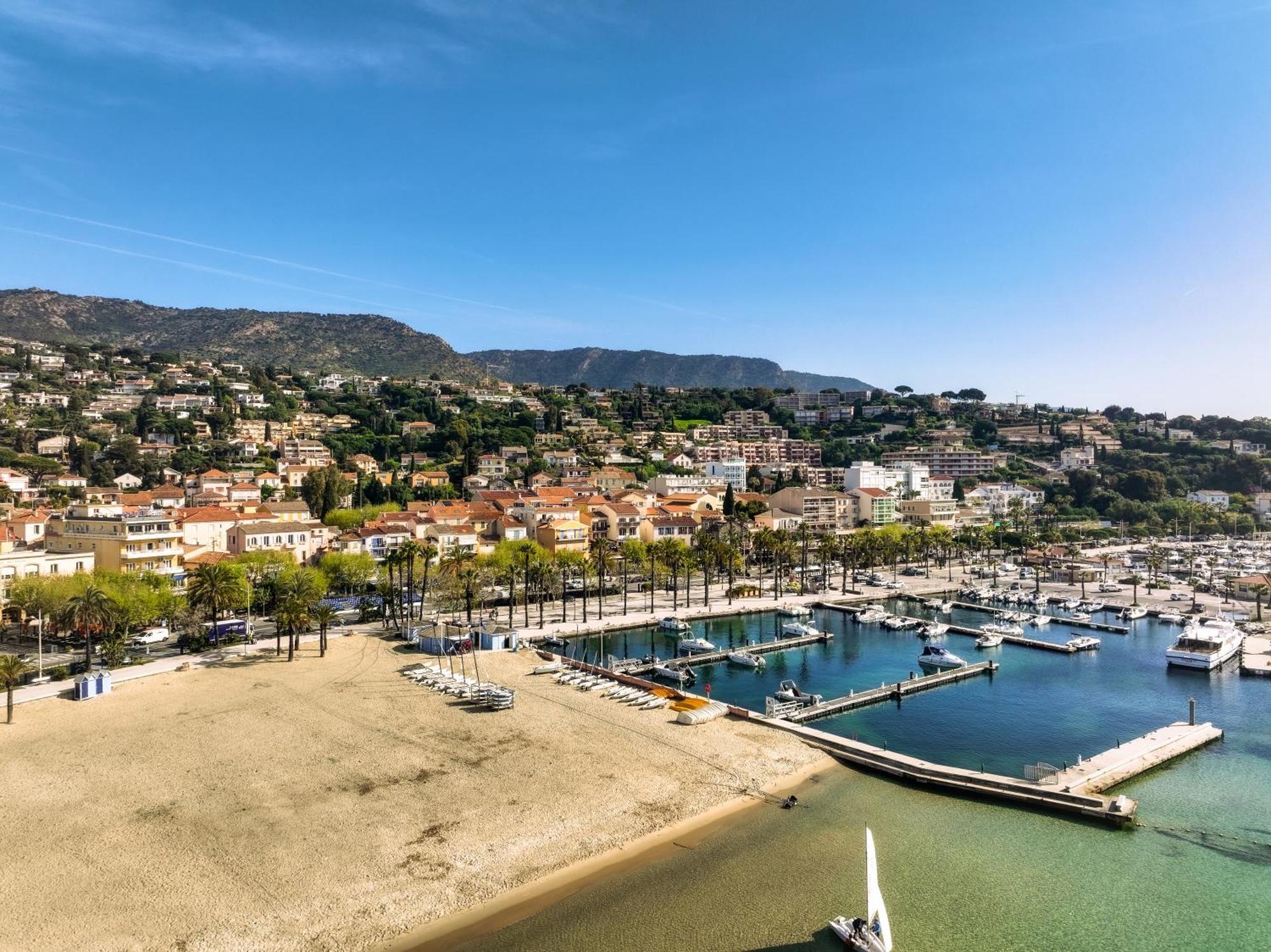 Hotel Espadon Bleu Le Lavandou Exteriér fotografie