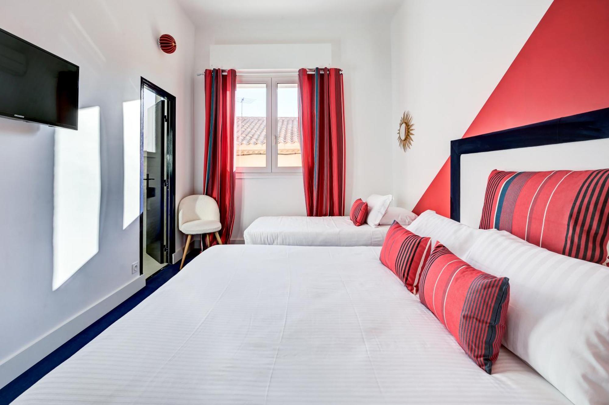 Hotel Espadon Bleu Le Lavandou Exteriér fotografie