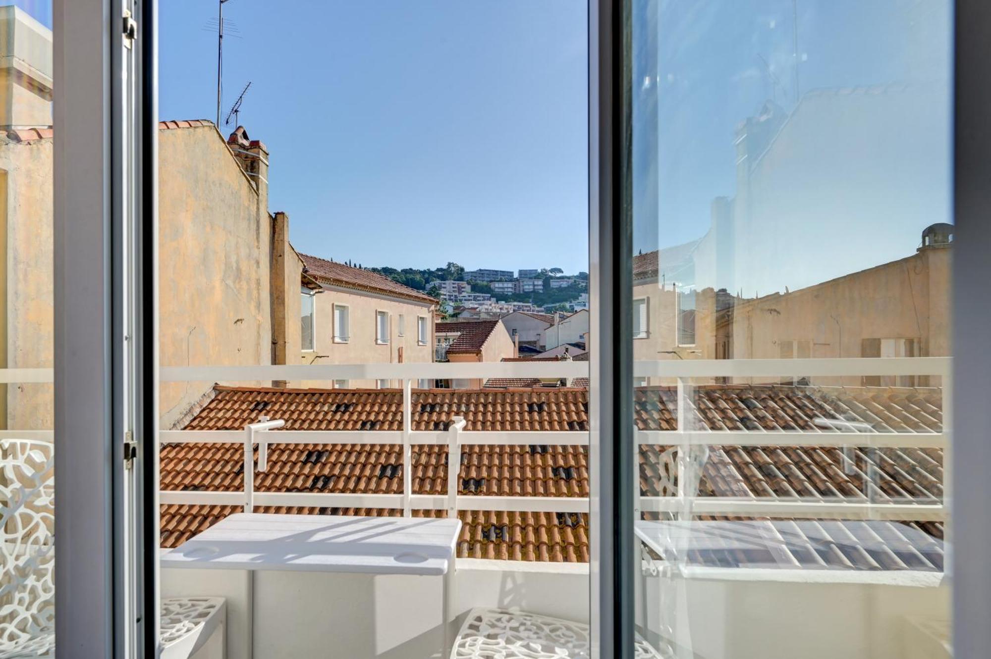 Hotel Espadon Bleu Le Lavandou Exteriér fotografie