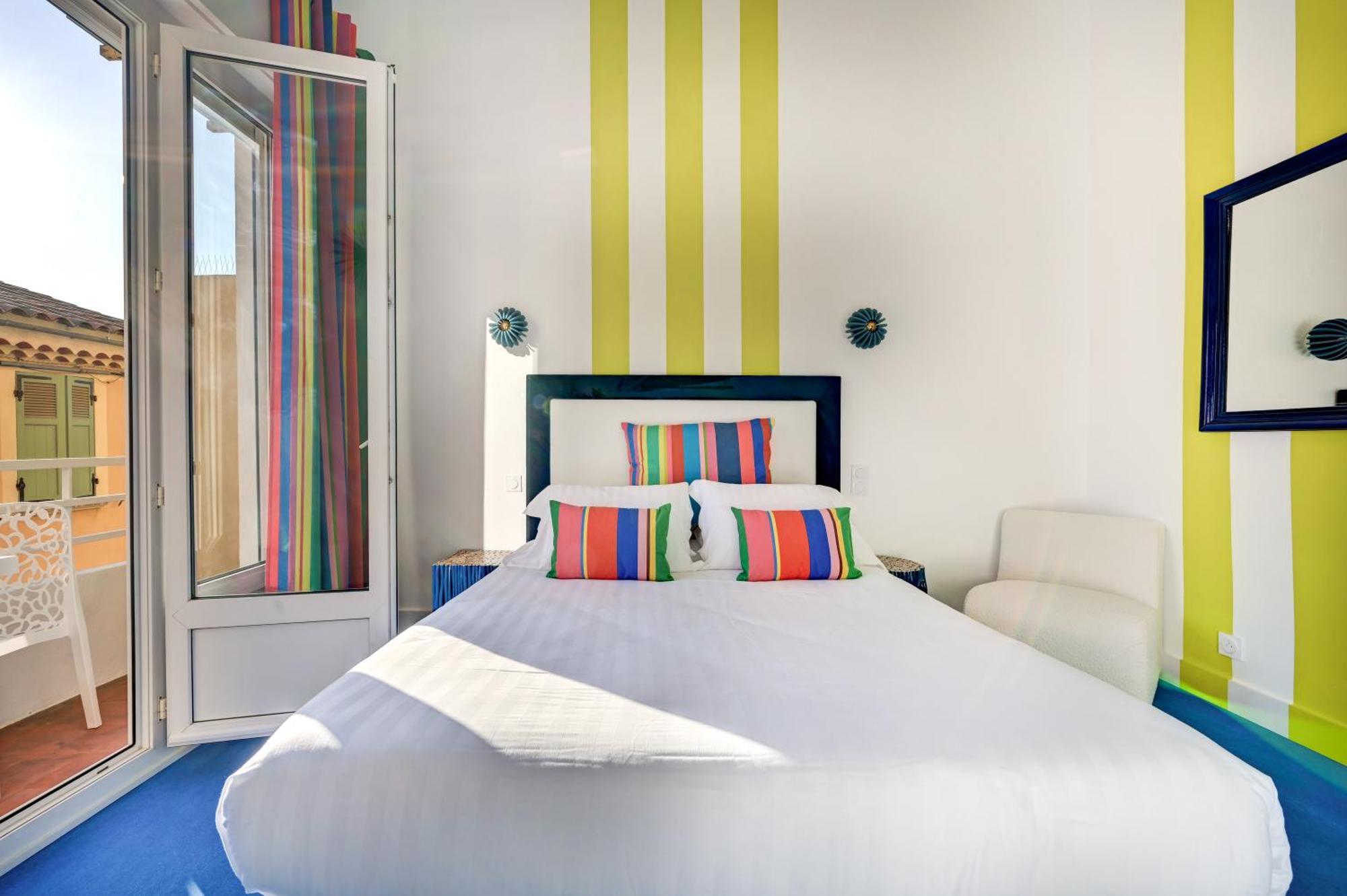 Hotel Espadon Bleu Le Lavandou Exteriér fotografie